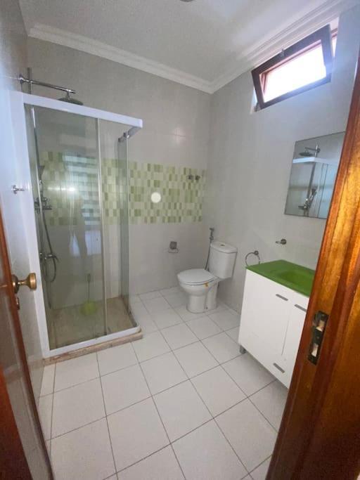 Vivenda Com Patio, No Coracao Do Mindeloヴィラ エクステリア 写真