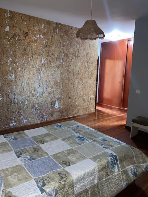 Vivenda Com Patio, No Coracao Do Mindeloヴィラ エクステリア 写真